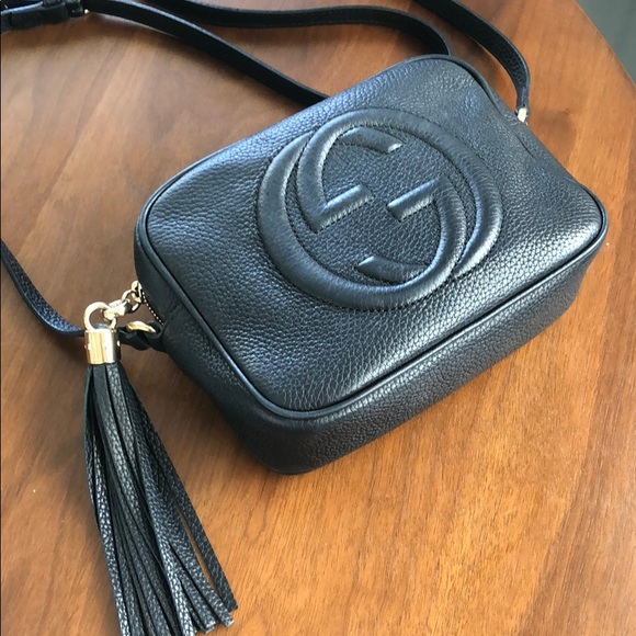 Gucci Handbags - Gucci soho disco crossbody